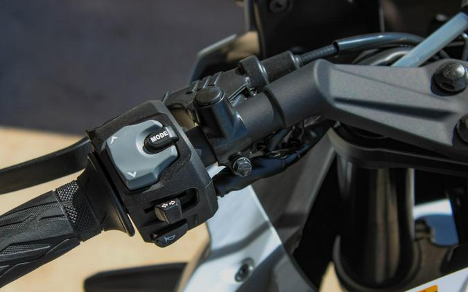 2026 SUZUKI GSX-8R