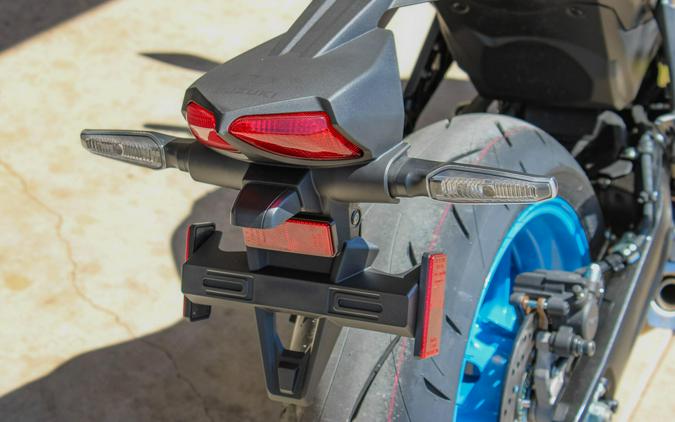 2026 SUZUKI GSX-8R