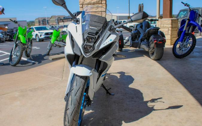 2026 SUZUKI GSX-8R