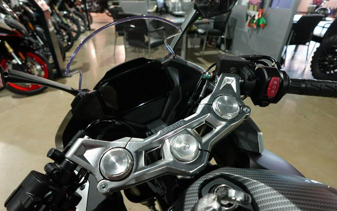2026 CFMOTO 300SS