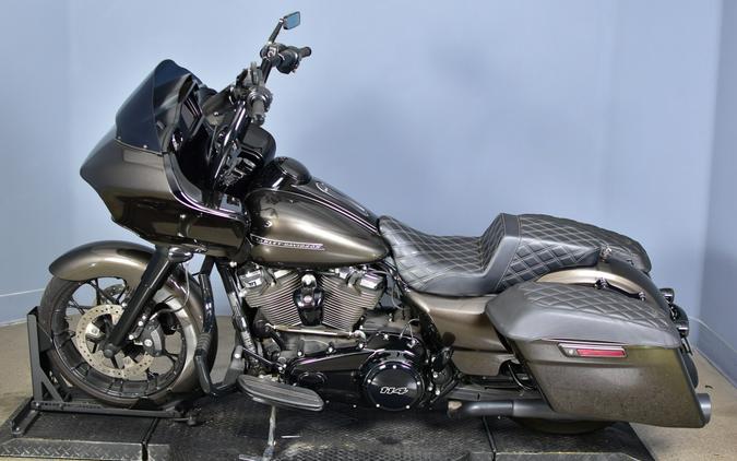 2020 Harley-Davidson Road Glide Special River Rock Gray