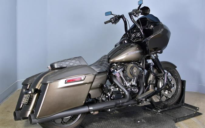 2020 Harley-Davidson Road Glide Special River Rock Gray