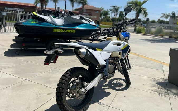 2025 Husqvarna Motorcycles FE 501 S