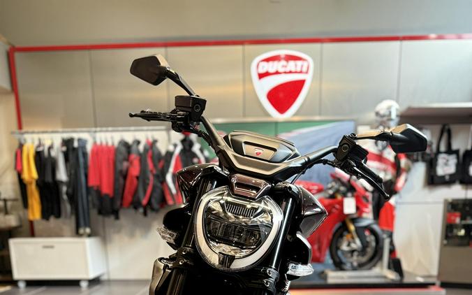 2026 Ducati XDIAVEL V4