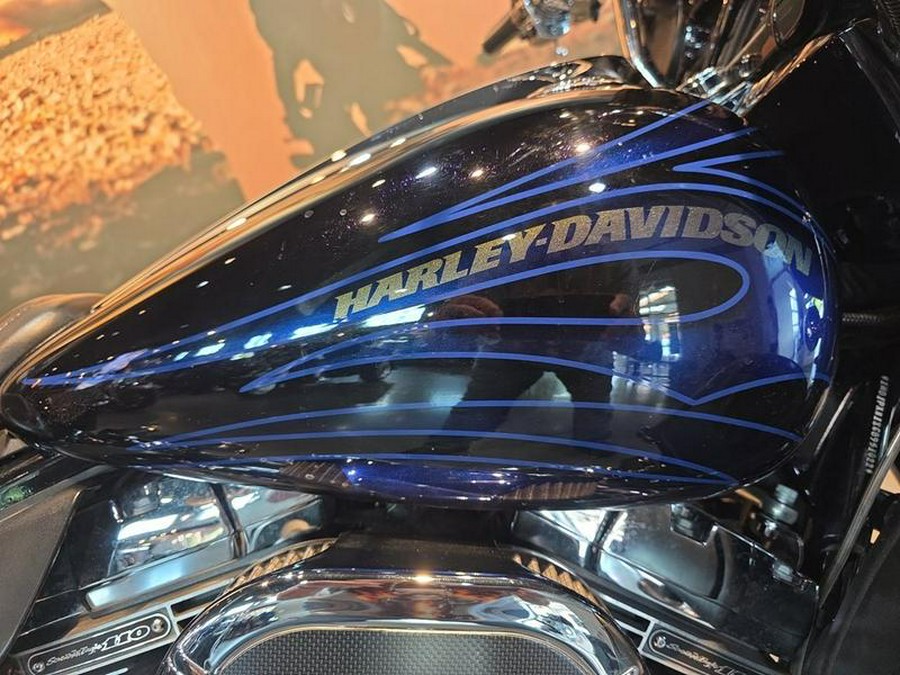 2016 Harley-Davidson® FLHXSE - CVO™ Street Glide®