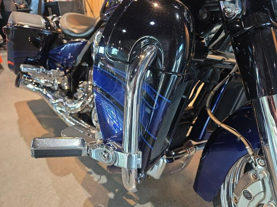 2016 Harley-Davidson® FLHXSE - CVO™ Street Glide®