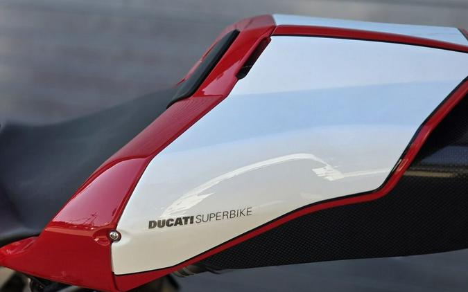 2004 Ducati 749 R