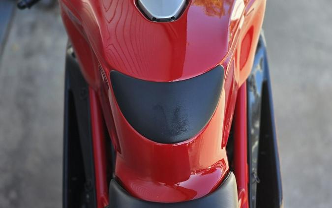 2004 Ducati 749 R