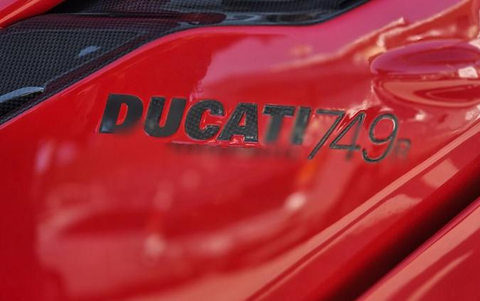 2004 Ducati 749 R