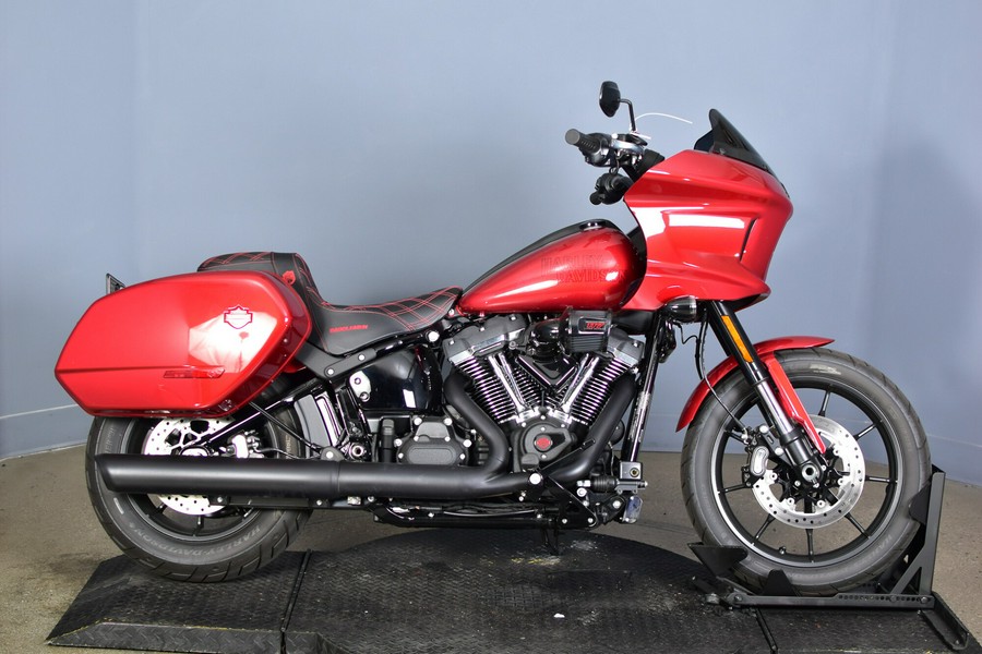 2025 Harley-Davidson Low Rider ST Brilliant Red - Black Finish