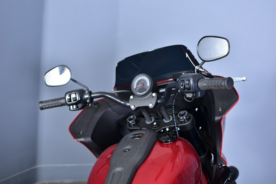 2025 Harley-Davidson Low Rider ST Brilliant Red - Black Finish