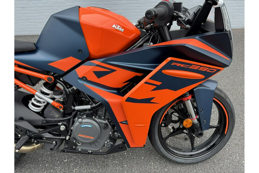 2022 RC390 - KTM