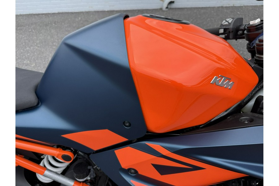 2022 RC390 - KTM