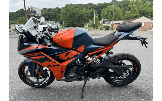 2022 RC390 - KTM