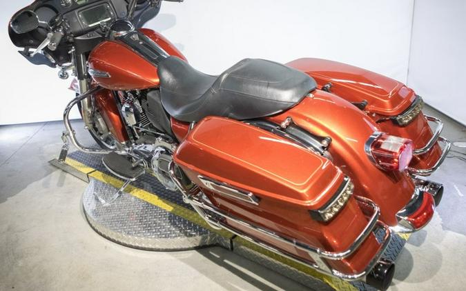 2014 Harley-Davidson® FLHTCU - Electra Glide® Ultra Classic®