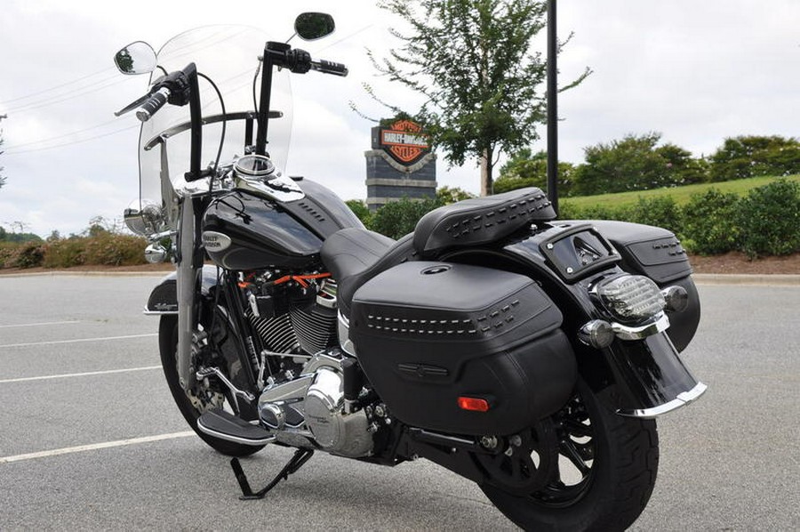 2022 Harley-Davidson® FLHCS - Heritage Classic 114