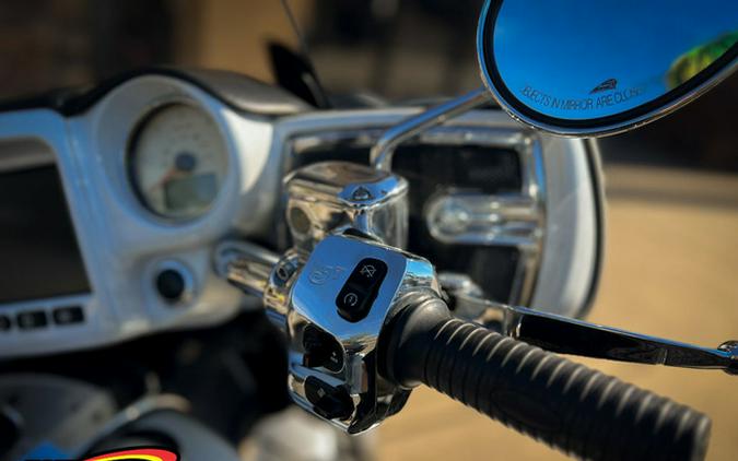 2018 Indian Roadmaster ABS Pearl White Over Star Silver