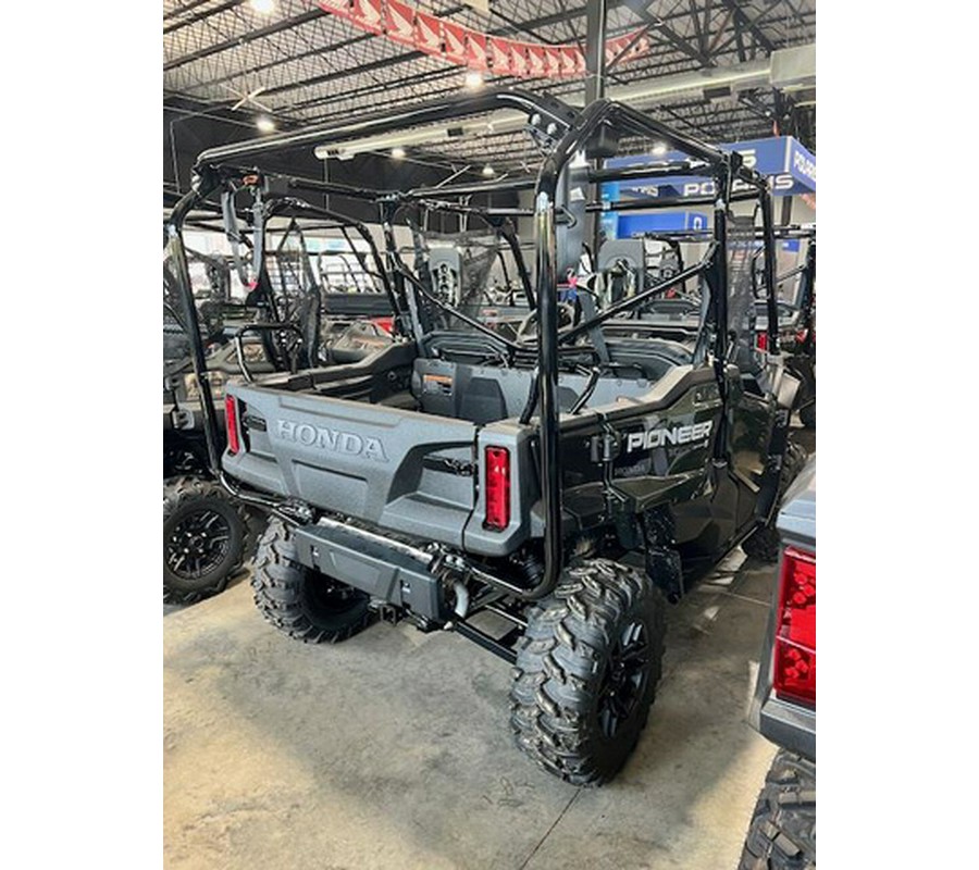 2025 Honda Pioneer 1000-5 Deluxe