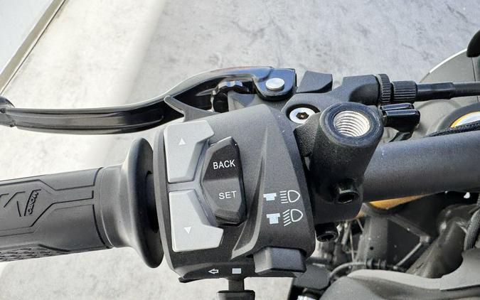 2023 Moto Morini® Seiemmezzo SCR