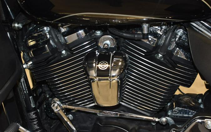 2020 Harley-Davidson Tri Glide Ultra FLHTCUTG