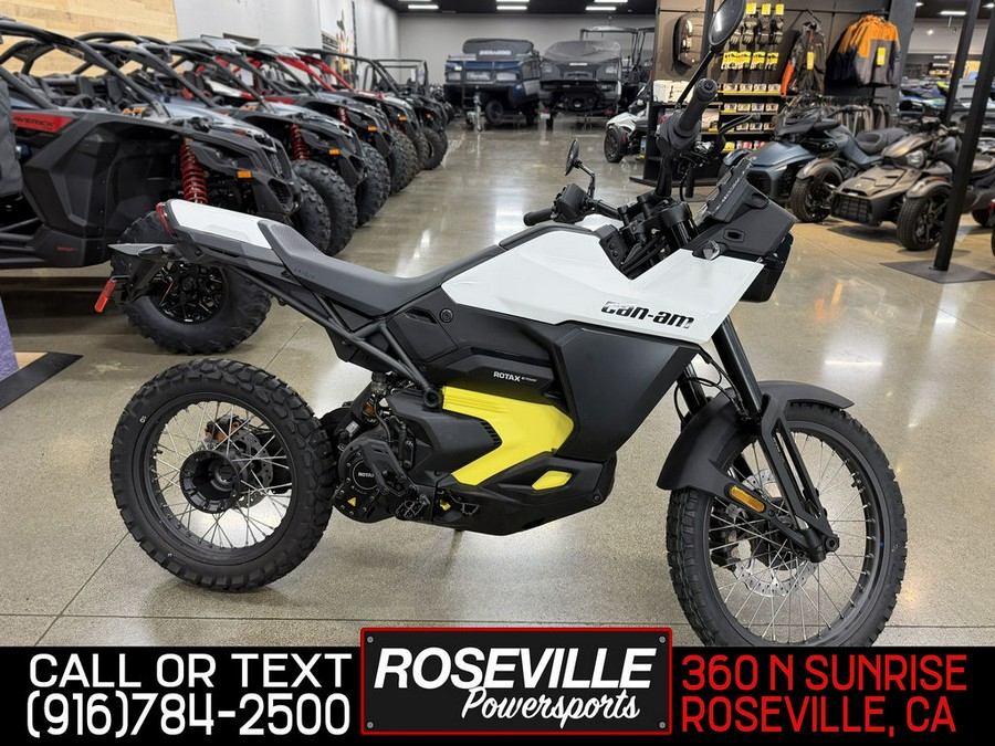 2025 Can-Am Origin® Base