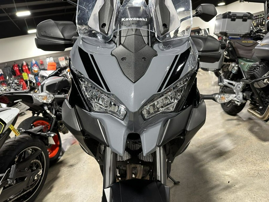 2021 Kawasaki Versys® 1000 SE LT+