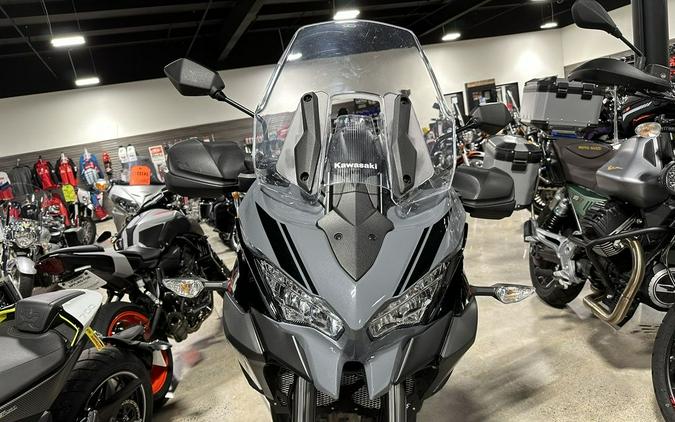 2021 Kawasaki Versys® 1000 SE LT+