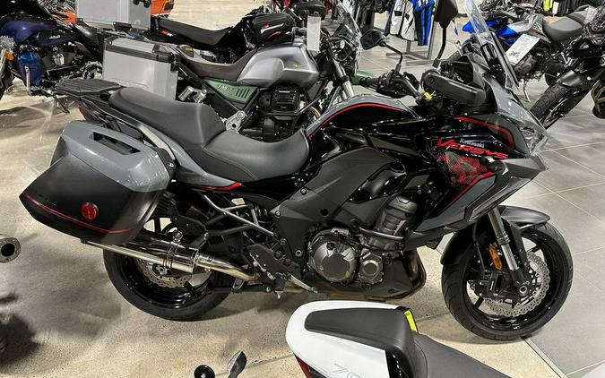 2021 Kawasaki Versys® 1000 SE LT+