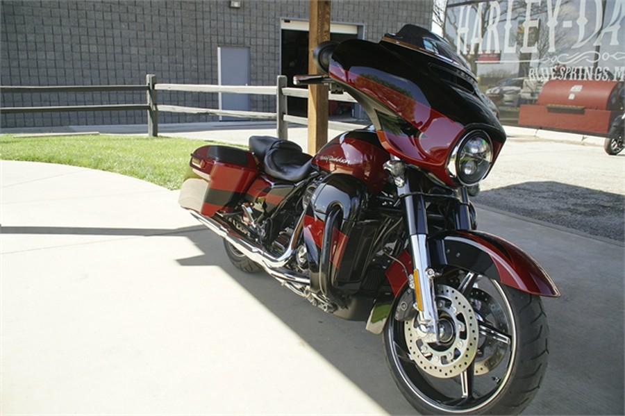 2017 Harley-Davidson CVO Street Glide