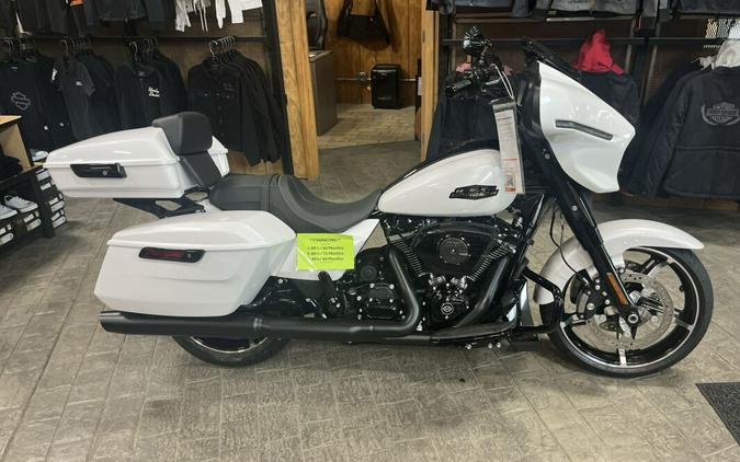 2024 Harley-Davidson Street Glide® White Onyx Pearl - Chopped Tour Pack-Bars and more....