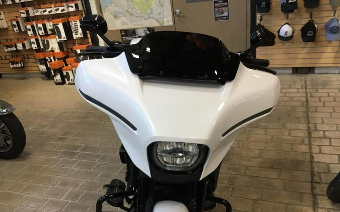 2024 Harley-Davidson Street Glide® White Onyx Pearl - Chopped Tour Pack-Bars and more....