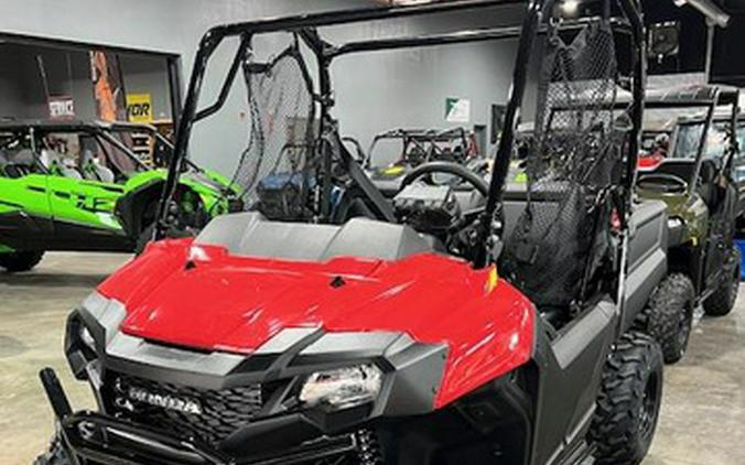 2026 Honda PIONEER 700 2