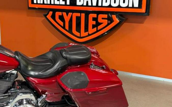 2016 Harley-Davidson® FLHXSE - CVO™ Street Glide®