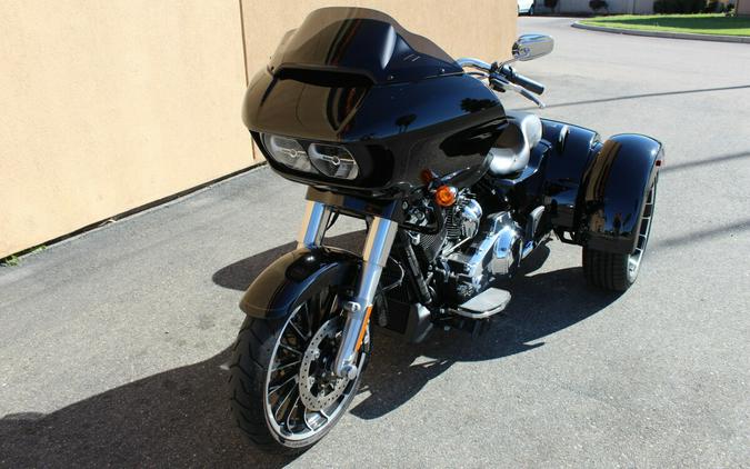 Harley-Davidson® Road Glide 3 2024 FLTRT 852393T VIVID BLACK W/ PINSTRIPE