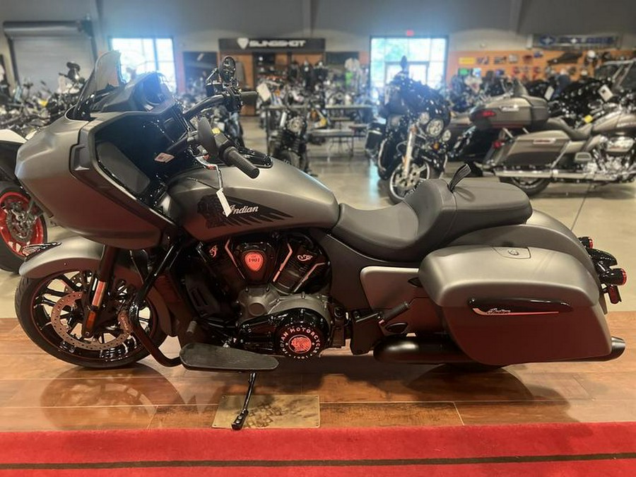 2023 Indian Motorcycle® Challenger® Dark Horse® Titanium Smoke