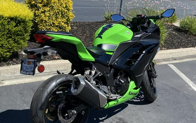 2013 Kawasaki Ninja® 300