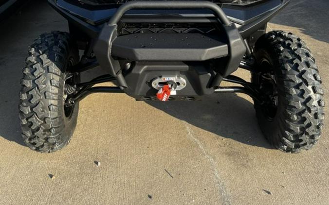 2026 Can-Am Defender MAX XT CAB HD11