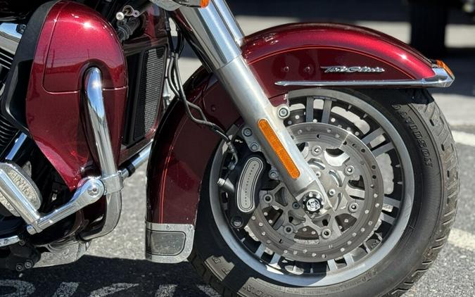 FLHTCUTG 2015 Tri Glide Ultra