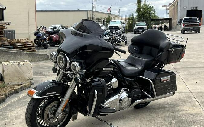 2011 Harley-Davidson® FLHTK - Electra Glide® Ultra Limited