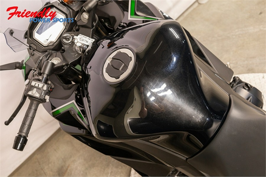 2023 Kawasaki Ninja 1000 SX