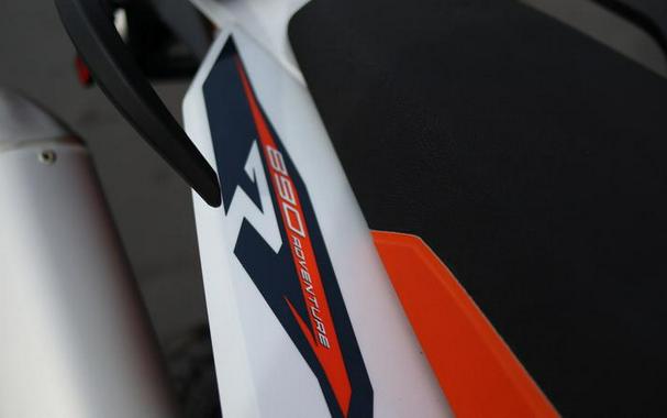 2024 KTM 890 Adventure R