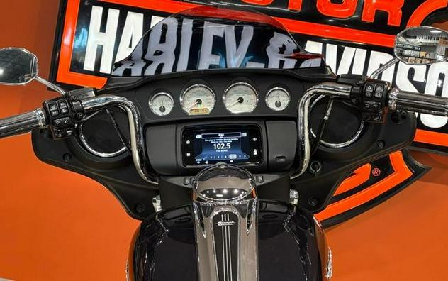 2020 Harley-Davidson® FLHX - Street Glide®