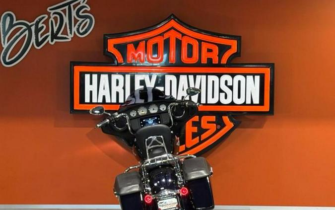 2020 Harley-Davidson® FLHX - Street Glide®