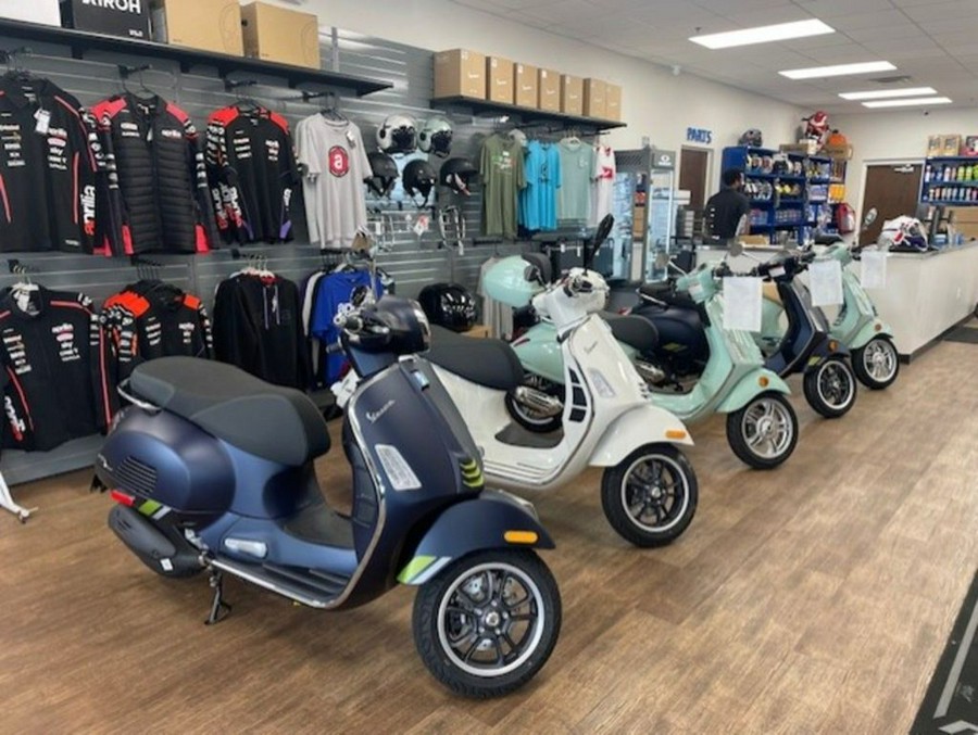 2025 VESPA PRIMAVERA 50 TECH GRIGIO ENTUSIASTA