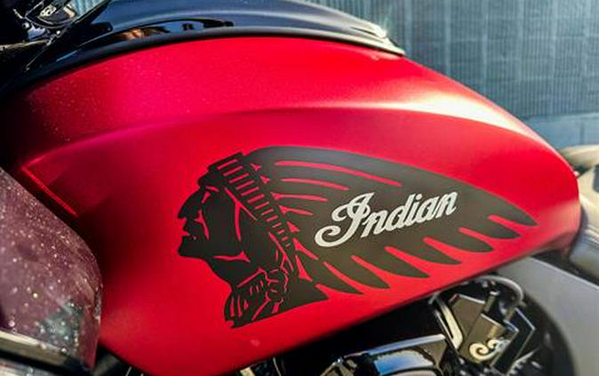 2024 Indian Motorcycle Challenger® Dark Horse® with PowerBand Audio Package