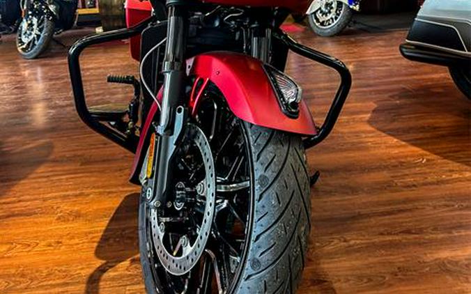 2024 Indian Motorcycle Challenger® Dark Horse® with PowerBand Audio Package