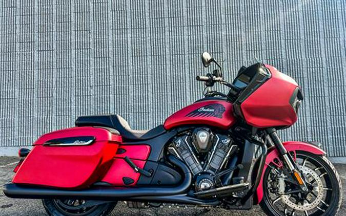 2024 Indian Motorcycle Challenger® Dark Horse® with PowerBand Audio Package