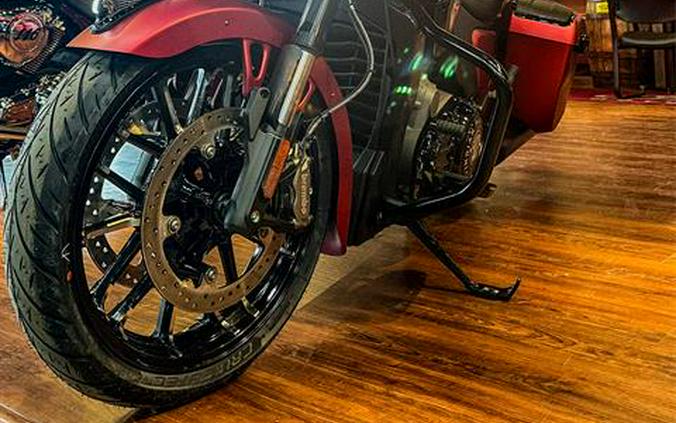 2024 Indian Motorcycle Challenger® Dark Horse® with PowerBand Audio Package