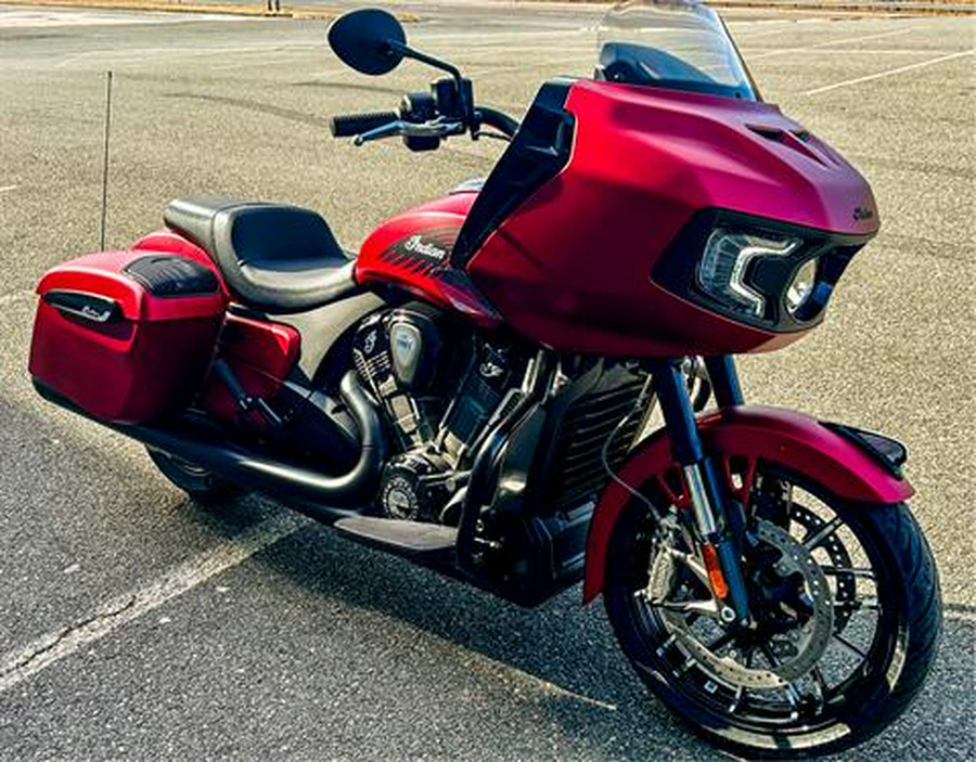 2024 Indian Motorcycle Challenger® Dark Horse® with PowerBand Audio Package