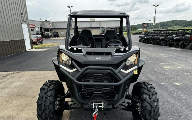 2024 Can-Am® Commander XT 700